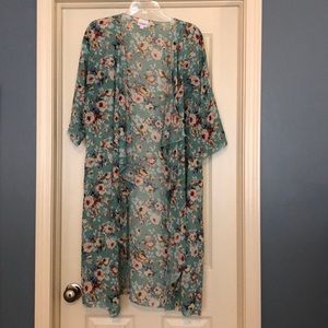 LuLaRoe Medium Shirley Floral